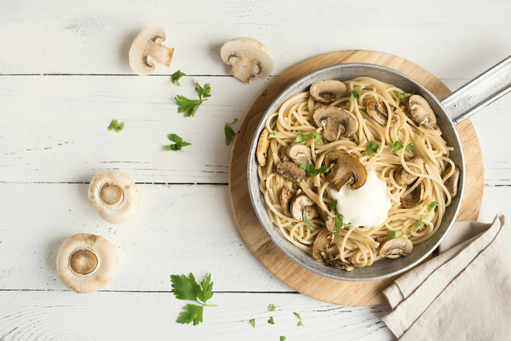 mushroomspasta VEGAN CHAMPIGNONS PASTA