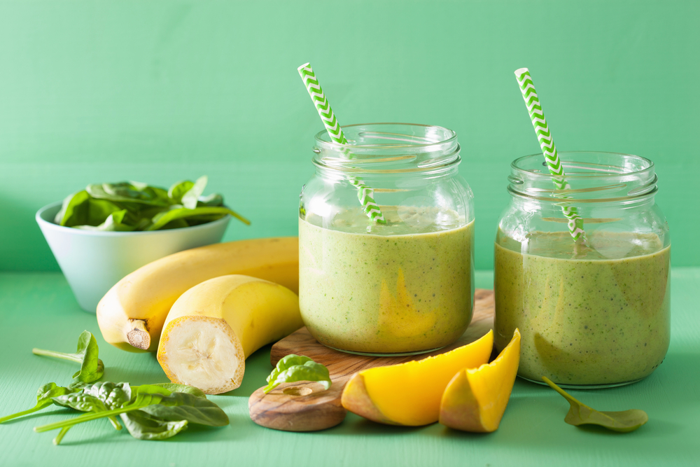 mangospinaziesmoothie MANGO SMOOTHIE MET AVOCADO, BANAAN & SPINAZIE 