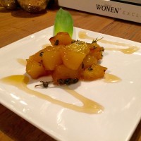 GEBAKKEN ANANAS MET TIJM EN HONING