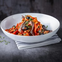 GROENTEPASTA ORANJE PEEN MET CAPONATA  