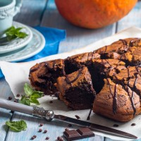 PUMPKIN BROWNIES WITH A CHOCOLATE SWIRL 