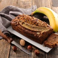 VEGAN BANANA BREAD 