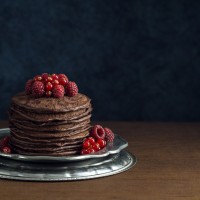 CHOCOLADE PANNENKOEKEN MET ROOD FRUIT