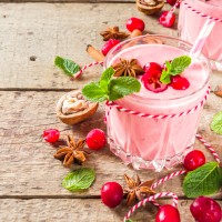 CHRISTMAS CRANBERRY SMOOTHIE 