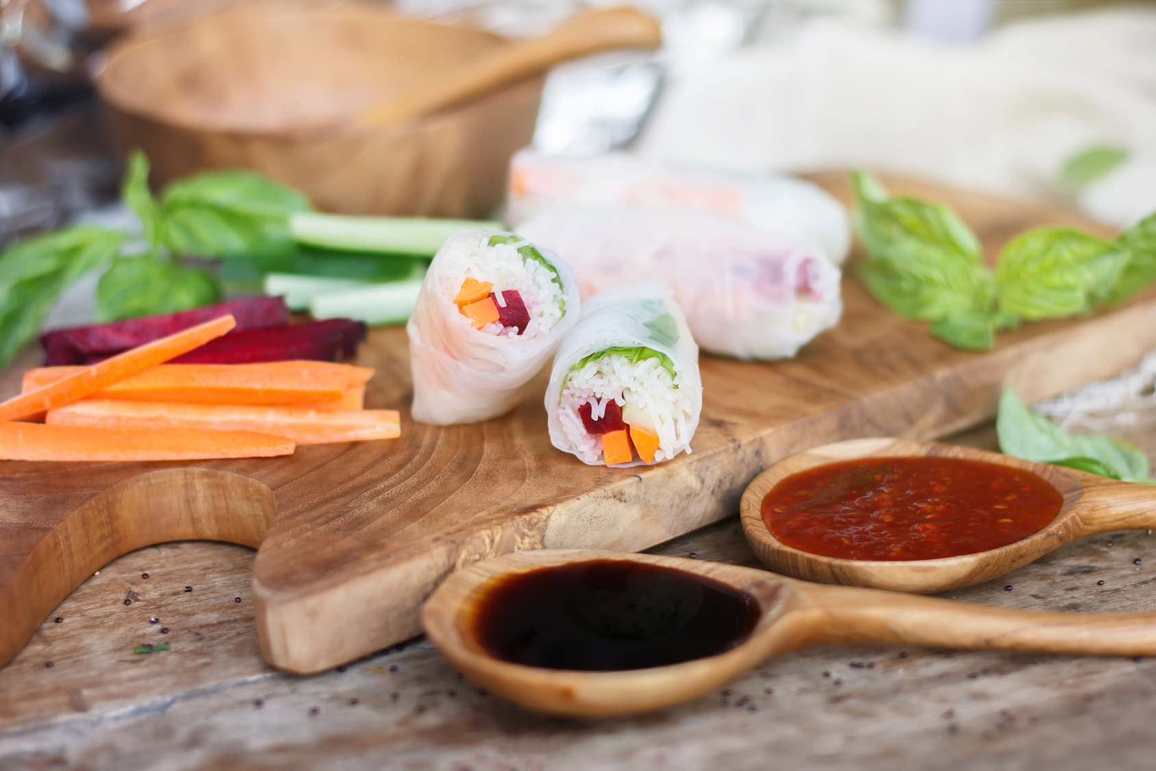 RAW VIETNAMESE SPRING ROLLS