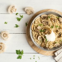 VEGAN CHAMPIGNONS PASTA