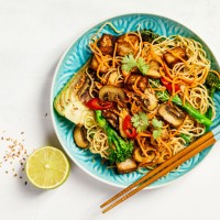 VEGAN PAD THAI 