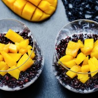 CREAMY BLACK RICE &amp; MANGO PUDDING